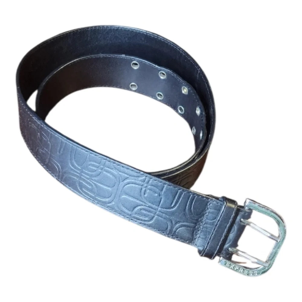 Express‎ Black Embossed Genuine Leather Belt Sz M Silver Color Buckle